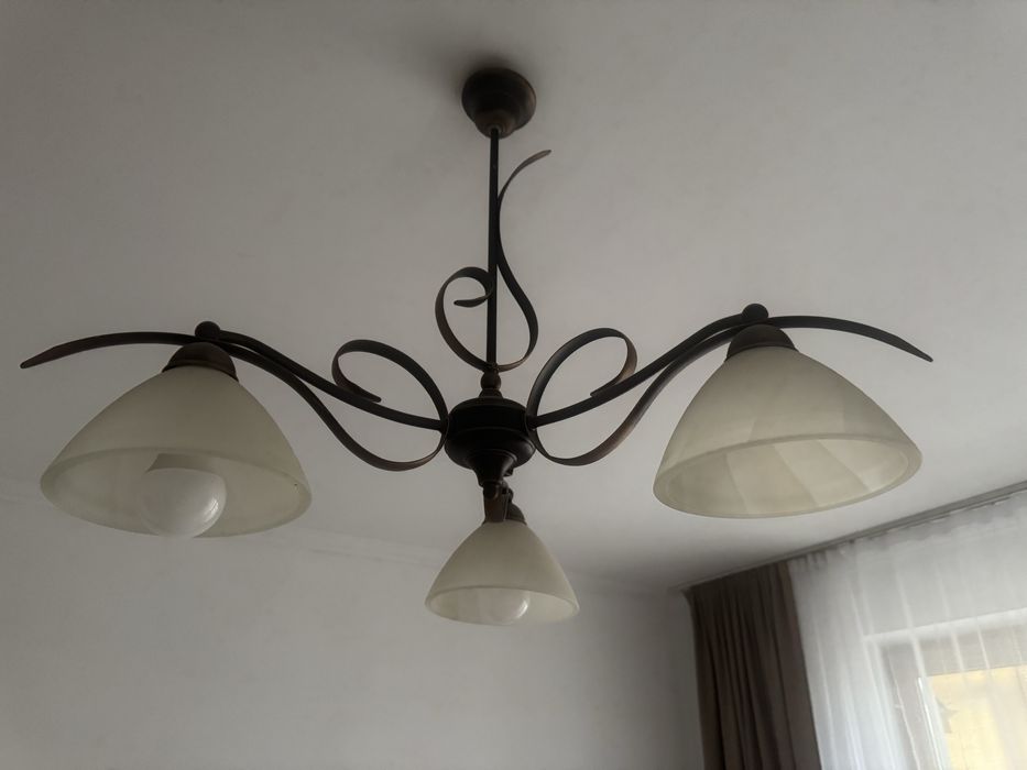 Люстры в отличном состоянии