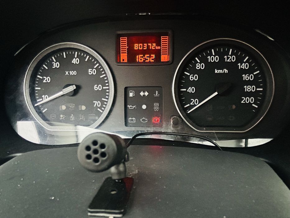 Logan mcv 80000 km 2012