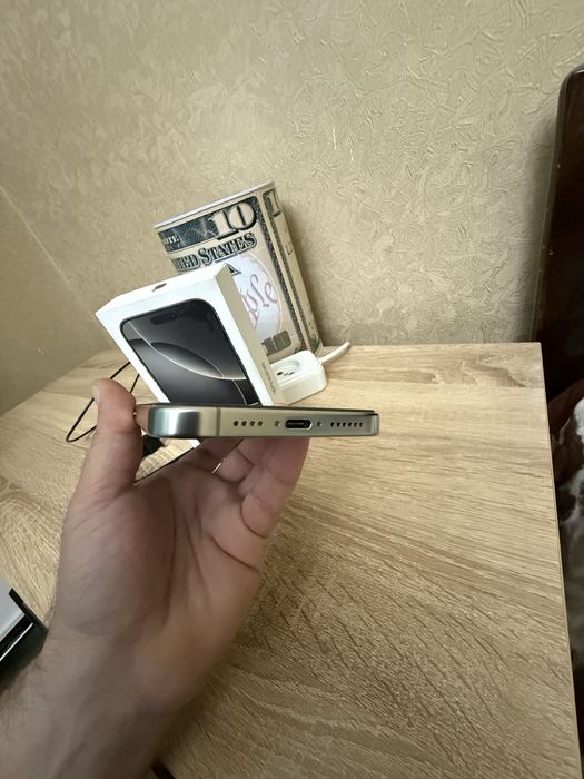 Apple iphone 16 PRO MAX 256