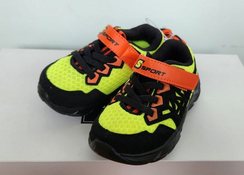 Кроссовки Skechers новые