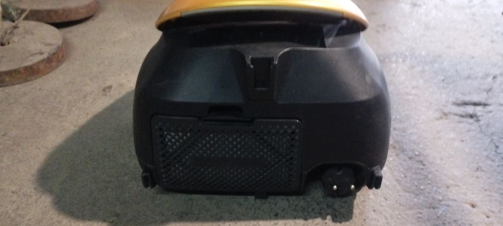 Продам пылесос Samsung 2100w