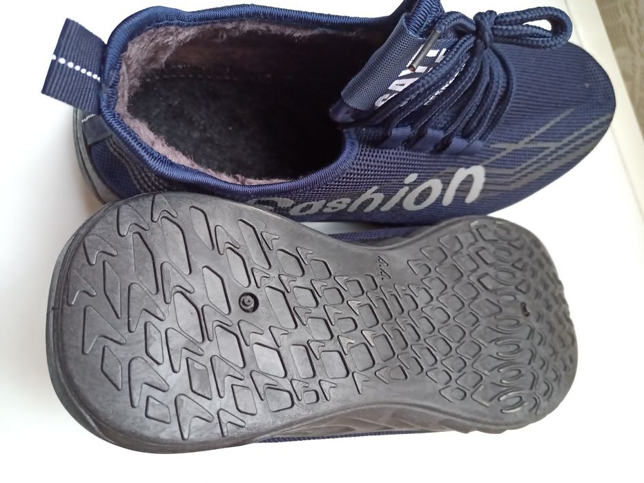 Vând încălțăminte bărbați