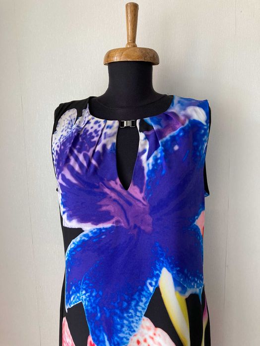 Marc Cain дълга елегантна флорална рокля размер S