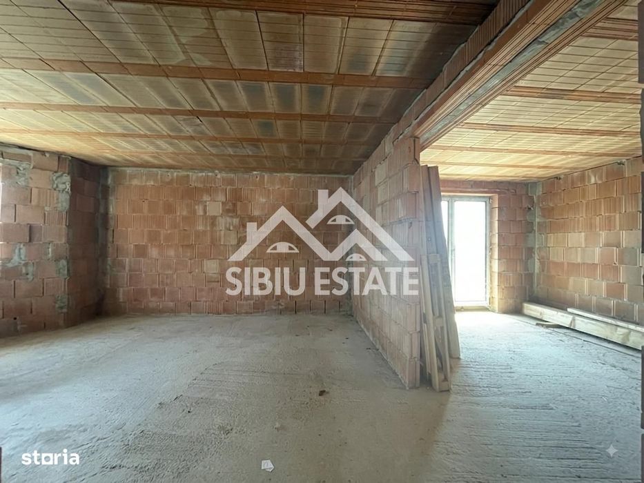 Casa Individuala in Sura Mare 5 camere,