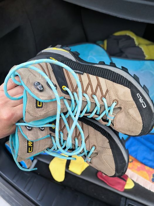 Bocanci drumeție damă nr 37 NOU waterproof CMP