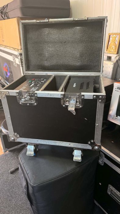 2x Mașini de Fum Eurolite NSF-100 LED DMX + Flight Case