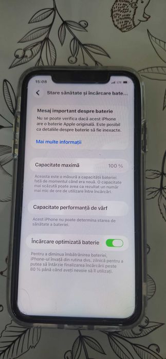 Vand telefon iphone 11