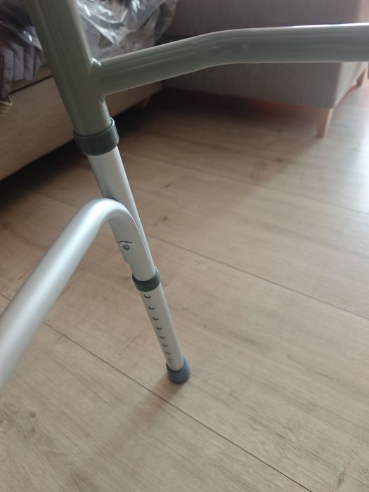 Проходилка с регулиране на височината