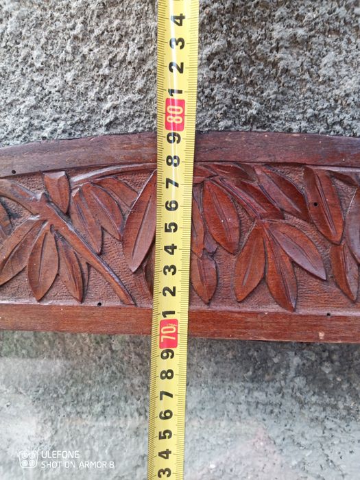 Продават се дървени рамки за картини