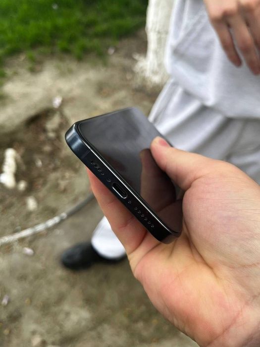 Iphone 15 pro max sotiladi