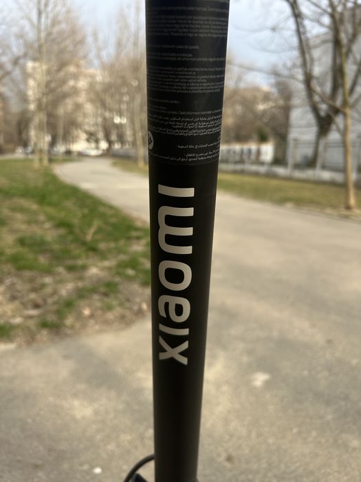 Trotinetă electrică Xiaomi Elite 2025, stare foarte bună