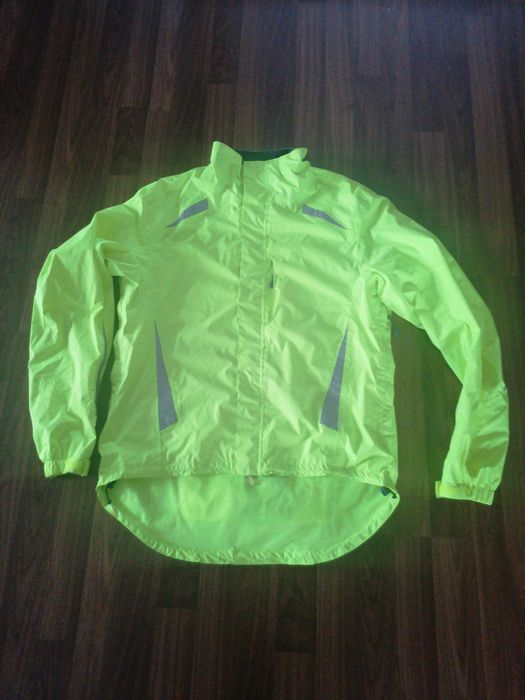 Geaca pentru alergare sau bicicleta