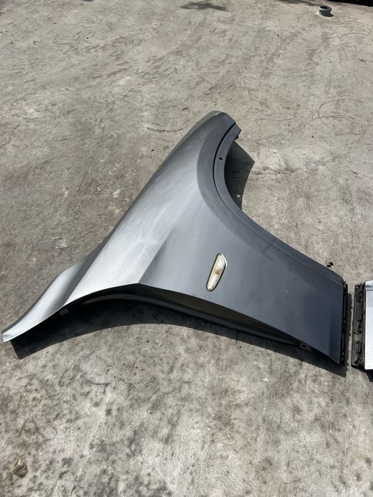 Aripa stanga dreapta fata BMW X1 e84 2009-2012