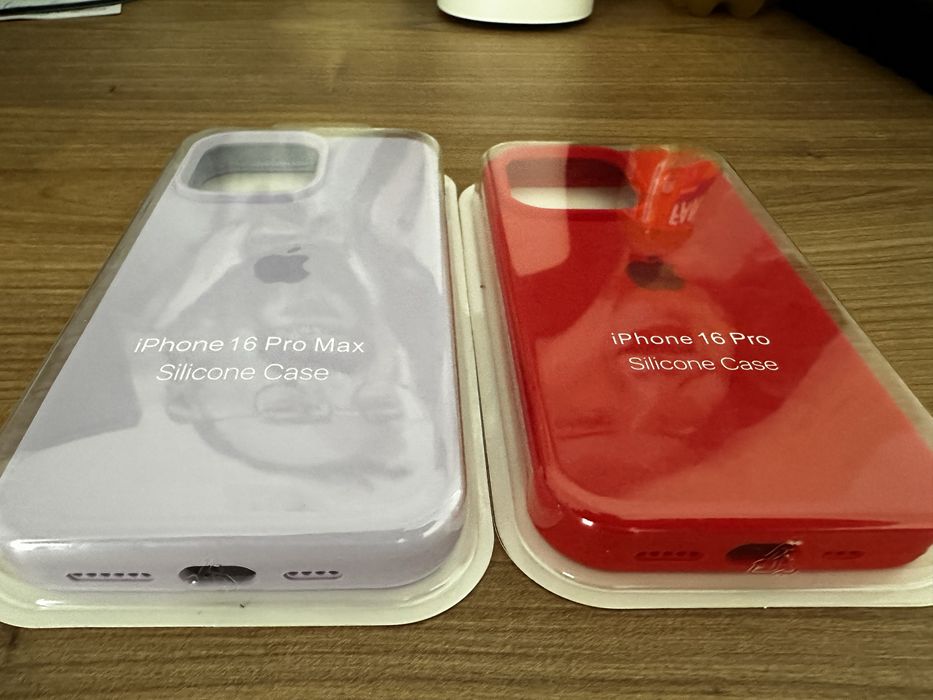 Huse iphone silicon cu logo