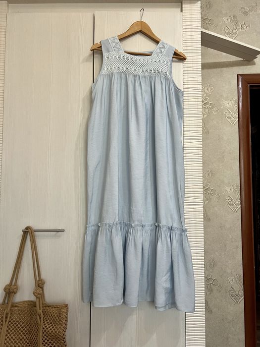 Платья  разные продам