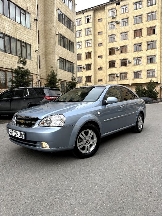 Lacceti 2011 2pazitsya