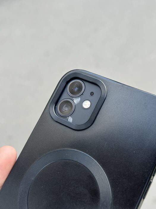 Продам 11 Iphone