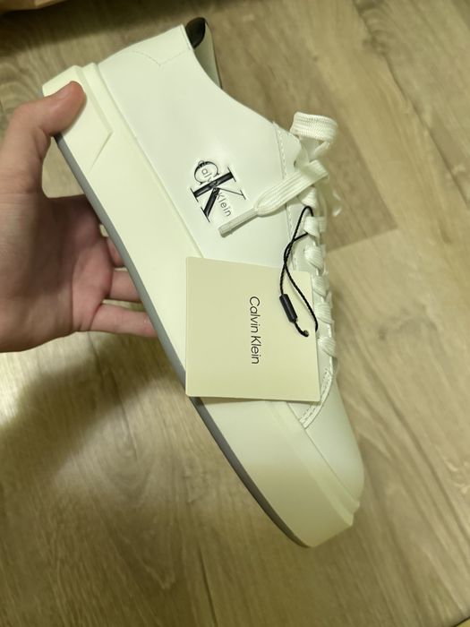 Calvin Klein обувки
