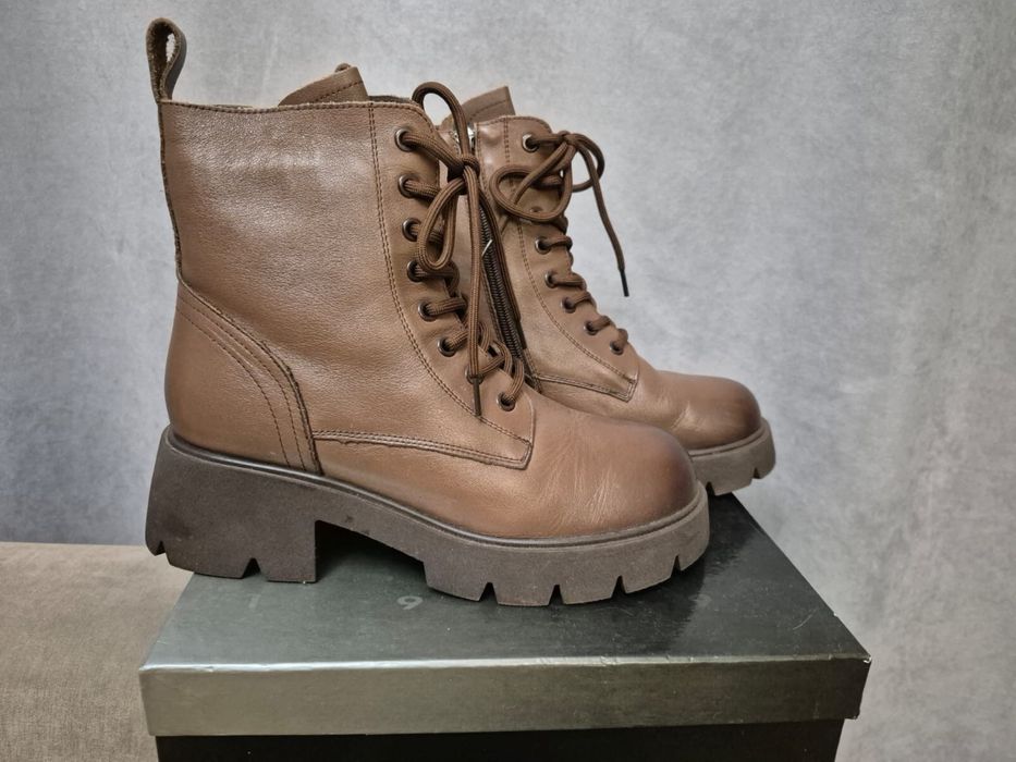 Продам ботинки зимние