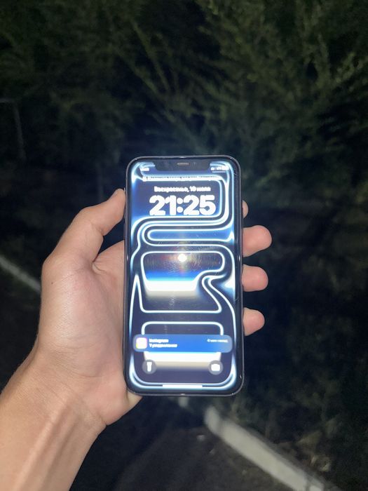 Iphone 11 64 gb.
