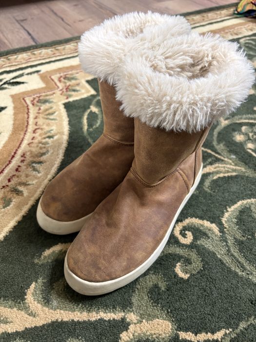 Меки и топли ботушки Зара, 37 размер- 10€