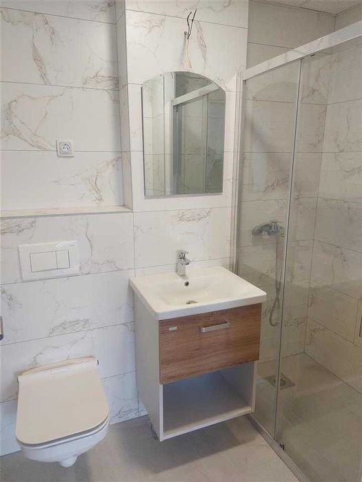 Дава се под наем Тристаен апартамент в Бургас, Меден рудник - зона А - 70 кв.м за 153 € - Снимка #6