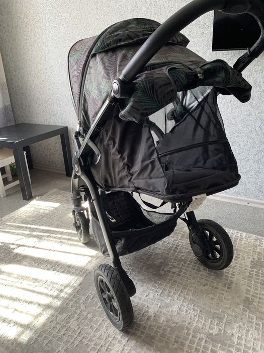 Коляска прогулочная