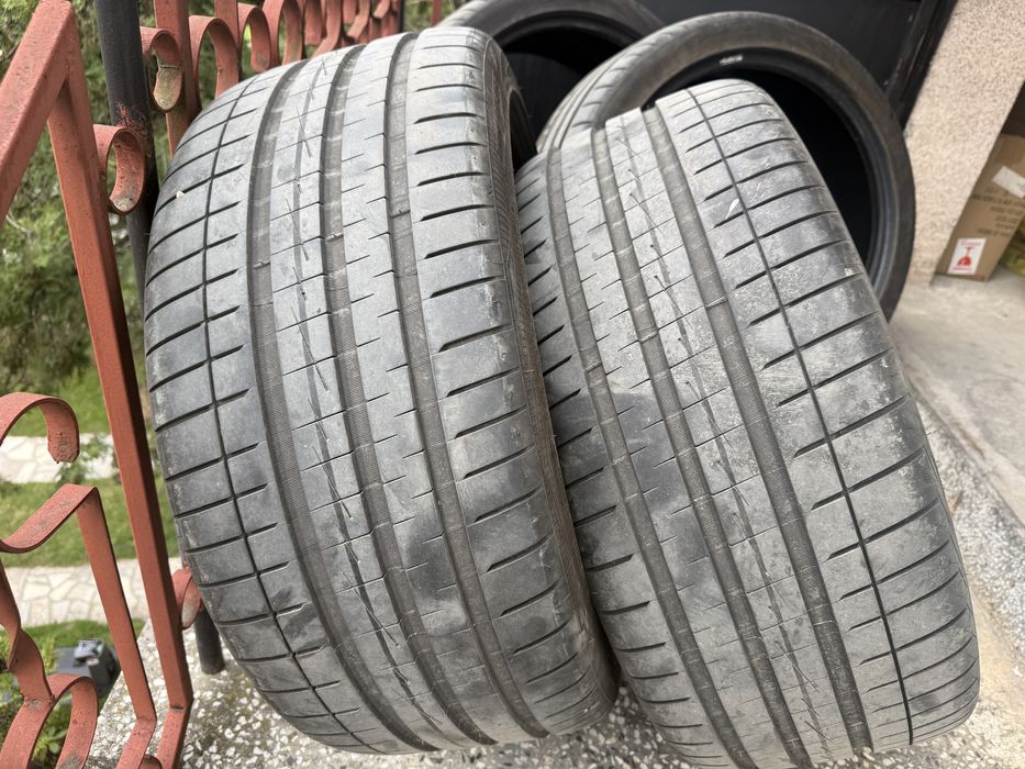 Летни гуми VREDESTEIN  275/35/21