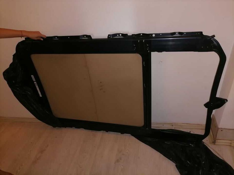 Vand Panoramic Bmw e61 pentru Piese .Lipseste motorul.