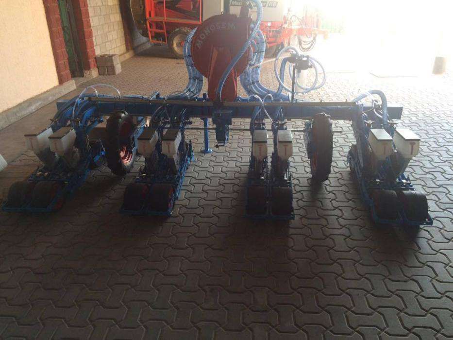 Лукавая сеялка MONOSEM