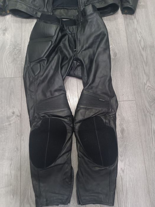 Мото яке Dainese+ мото панталон Hein Gericke