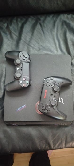 PS 4 de 500 GB spatiu