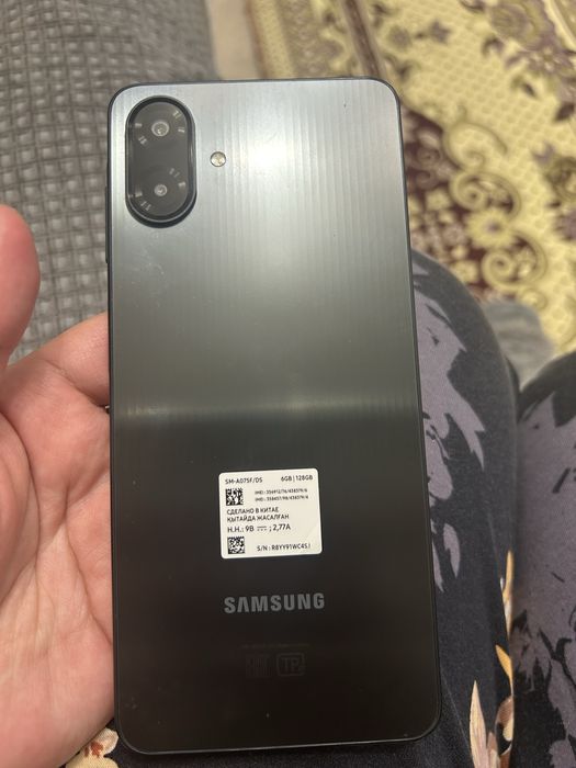 Сотовый телефон Самсунг