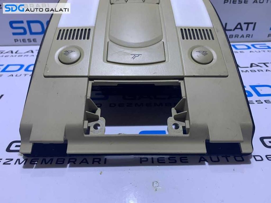 Plafoniera Lumini Lampa Iluminare Plafon Habitaclu Audi A8 D3 2002 - 2009 Cod 4E0867599A 4E0907135A 4E0947097AK  [L8378]