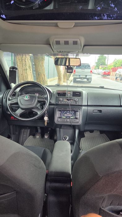 Vând Skoda Roomster Skout