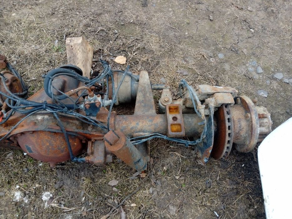 Punte spate  iveco eurocargo 8 prezoane jante 17.5