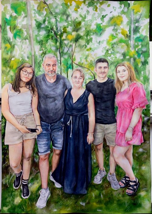 Realizez portrete în creion, alb-negru sau color