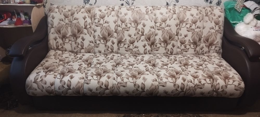 Продам Диван тройка