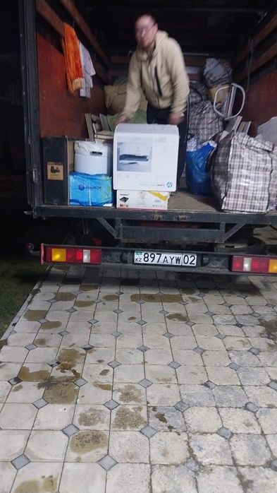 Грузоперевозки газел и грузчик