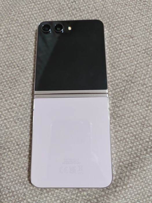 Samsung Galaxy Z Flip 5