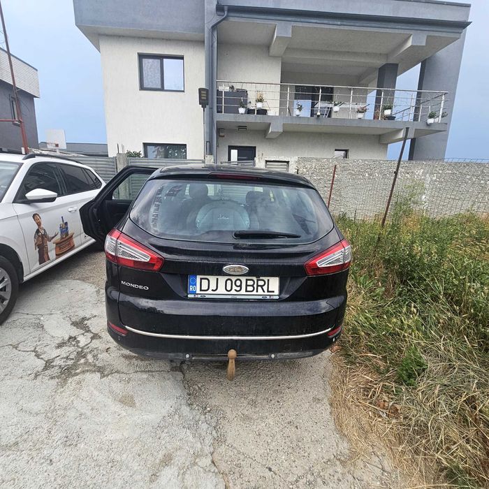 Vand Ford Mondeo 2012,3300 negociabil