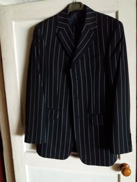 Продам костюм для юношей