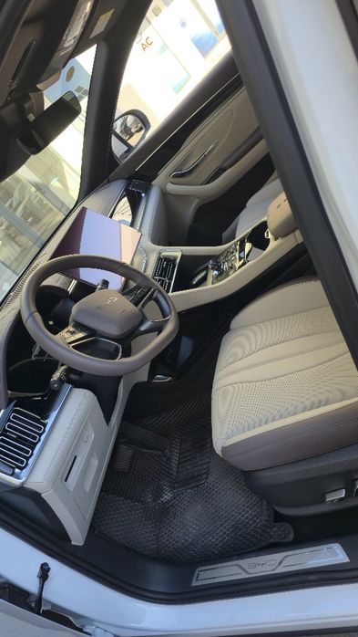 BYD Champion 605 full