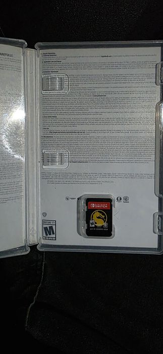 Продам  Игру  Nintendo Switch Mortal Kombat 11