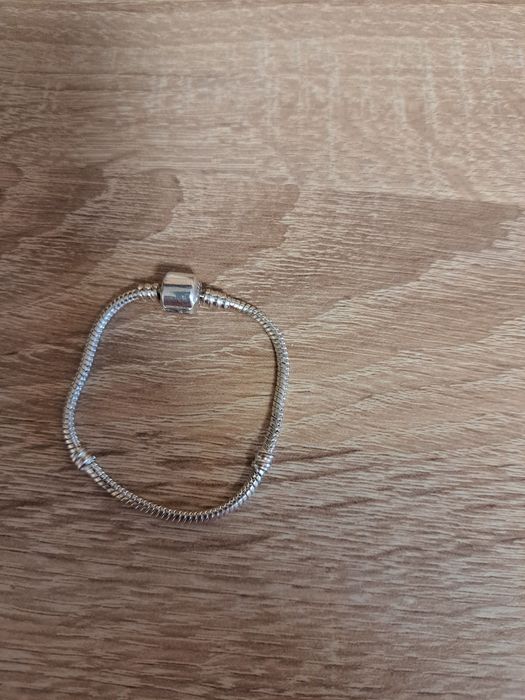 Сребри гривни и синджир S925