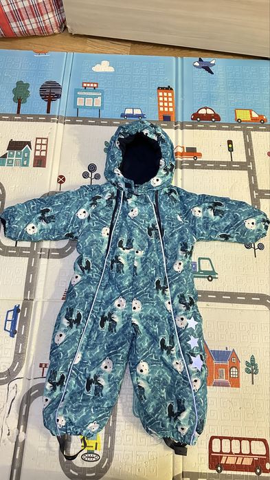 Продам демисезонный комбинезон