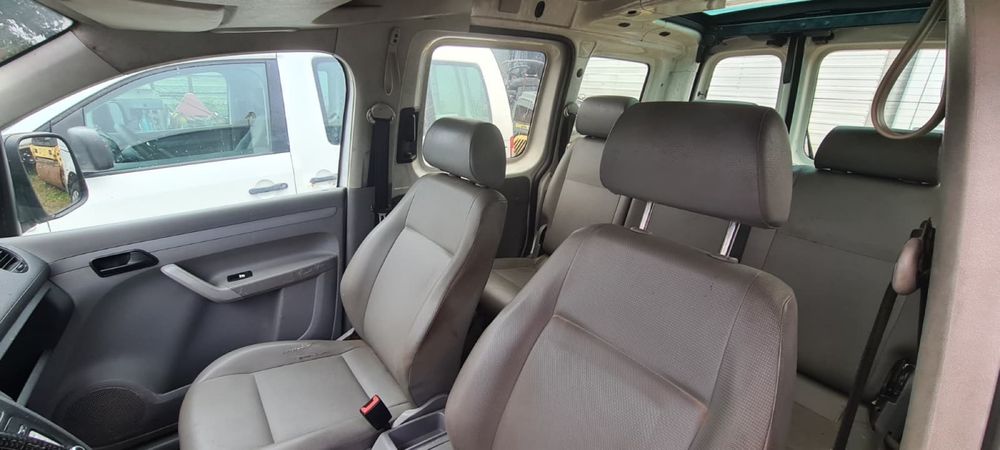 Volkswagen Caddy 2.000 bucata