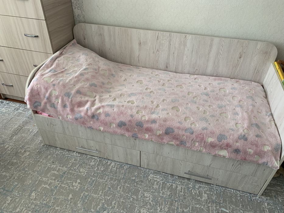 Кровать детская