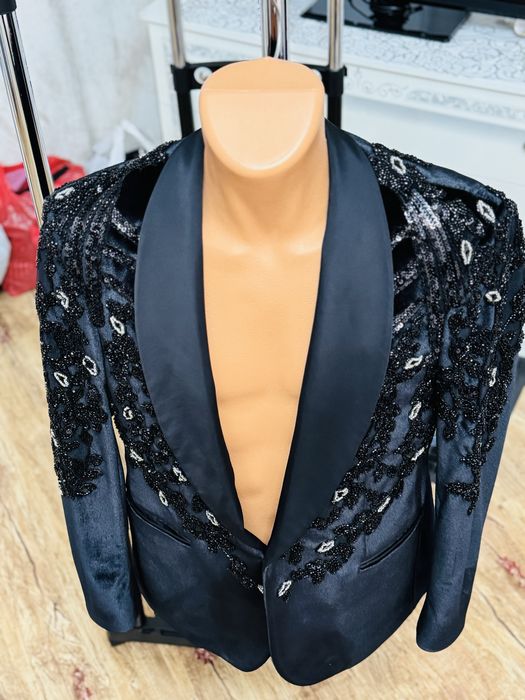 Sacou impecabil și elegant