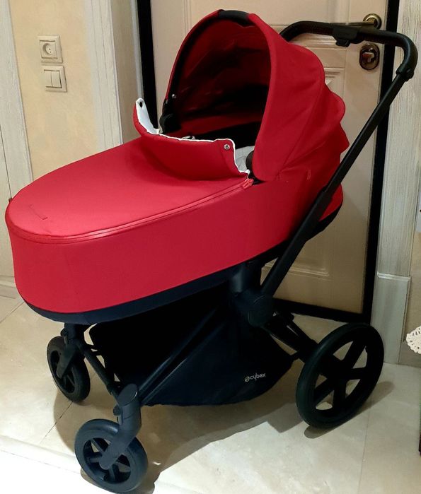 Коляска Cybex Priam Ferrari